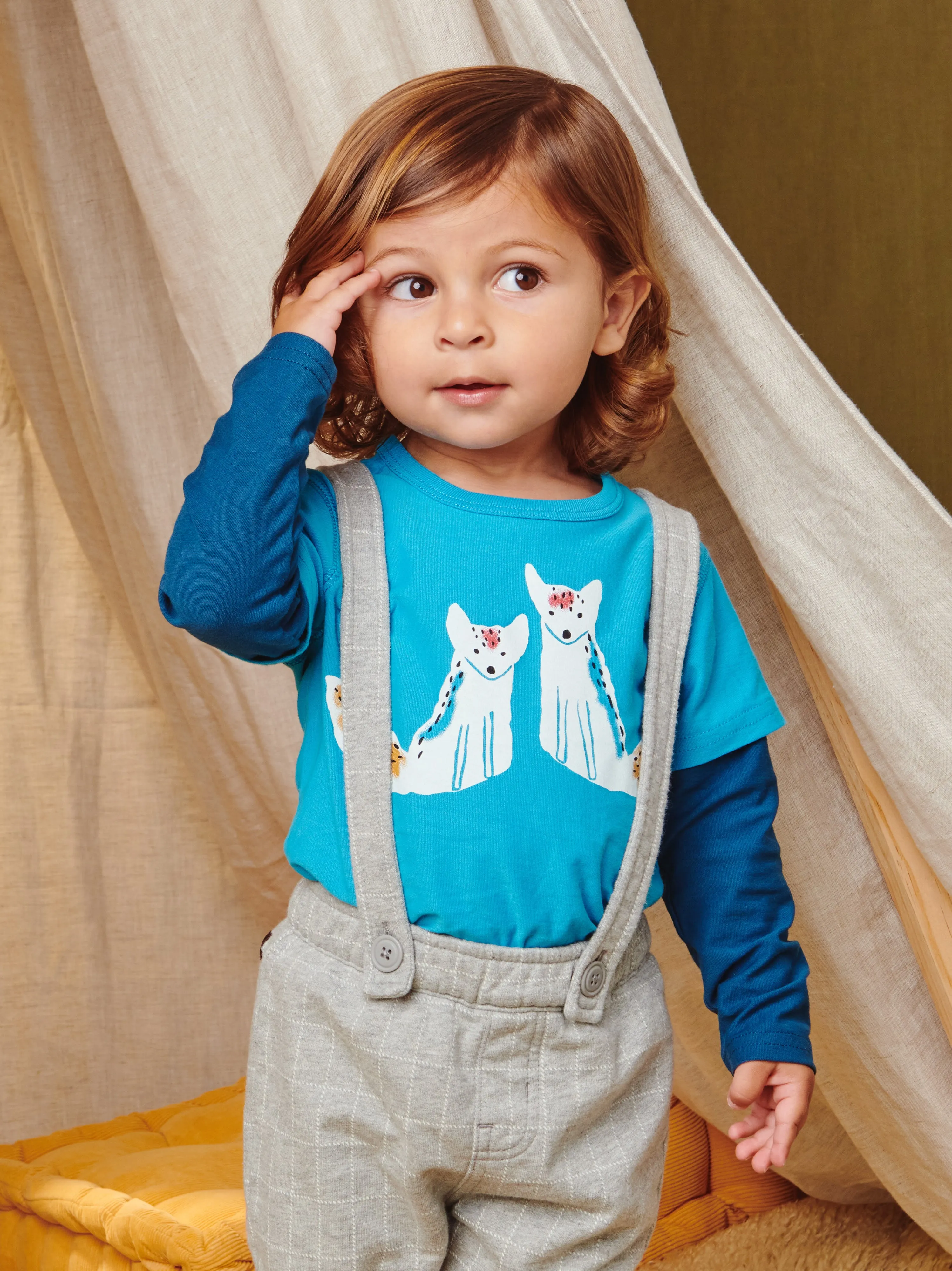 Brave Foxes Graphic Tee
