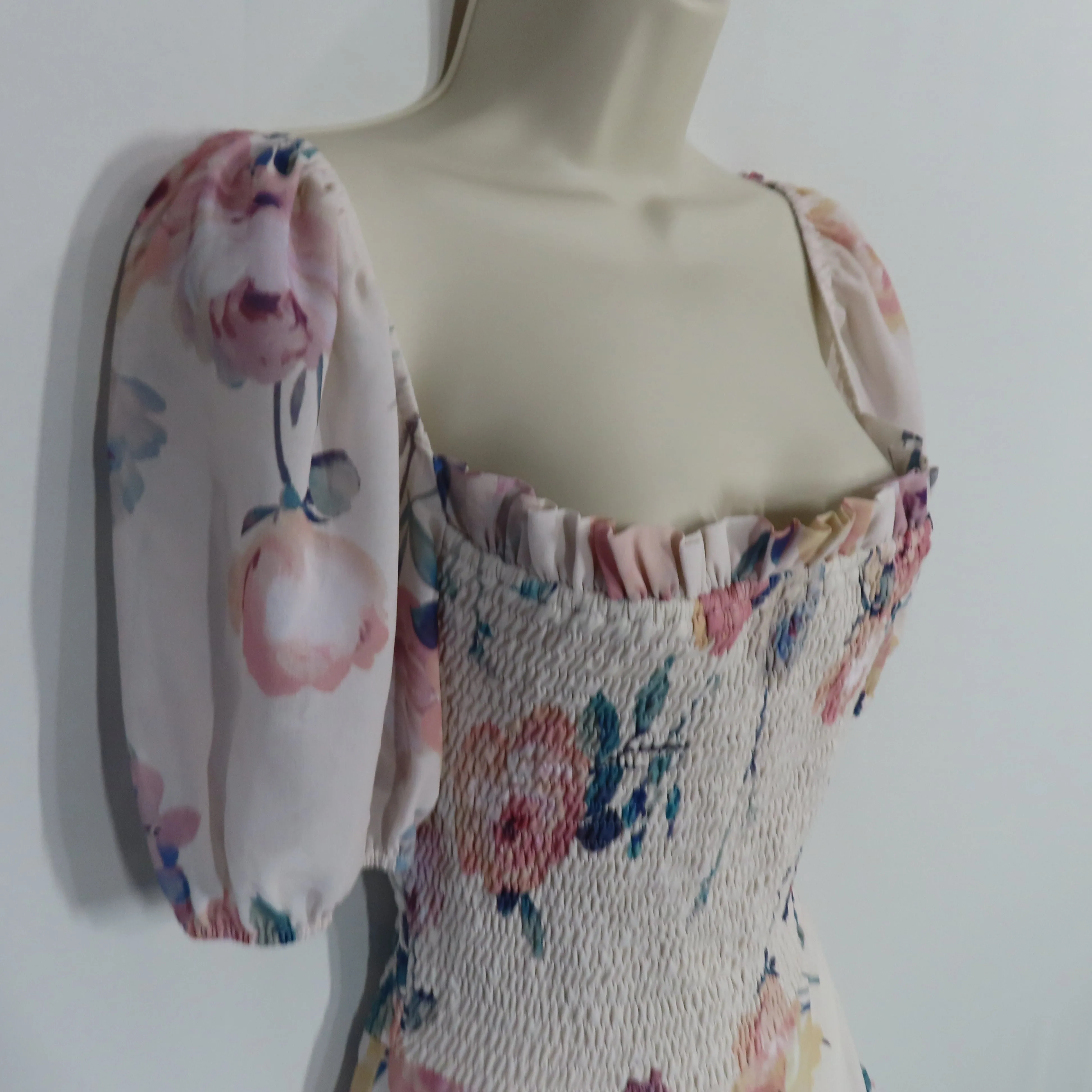 Yumi Kim Pink Floral So Romantic Mini Dress Smocked Bodice Layered Skirt Size X-Small
